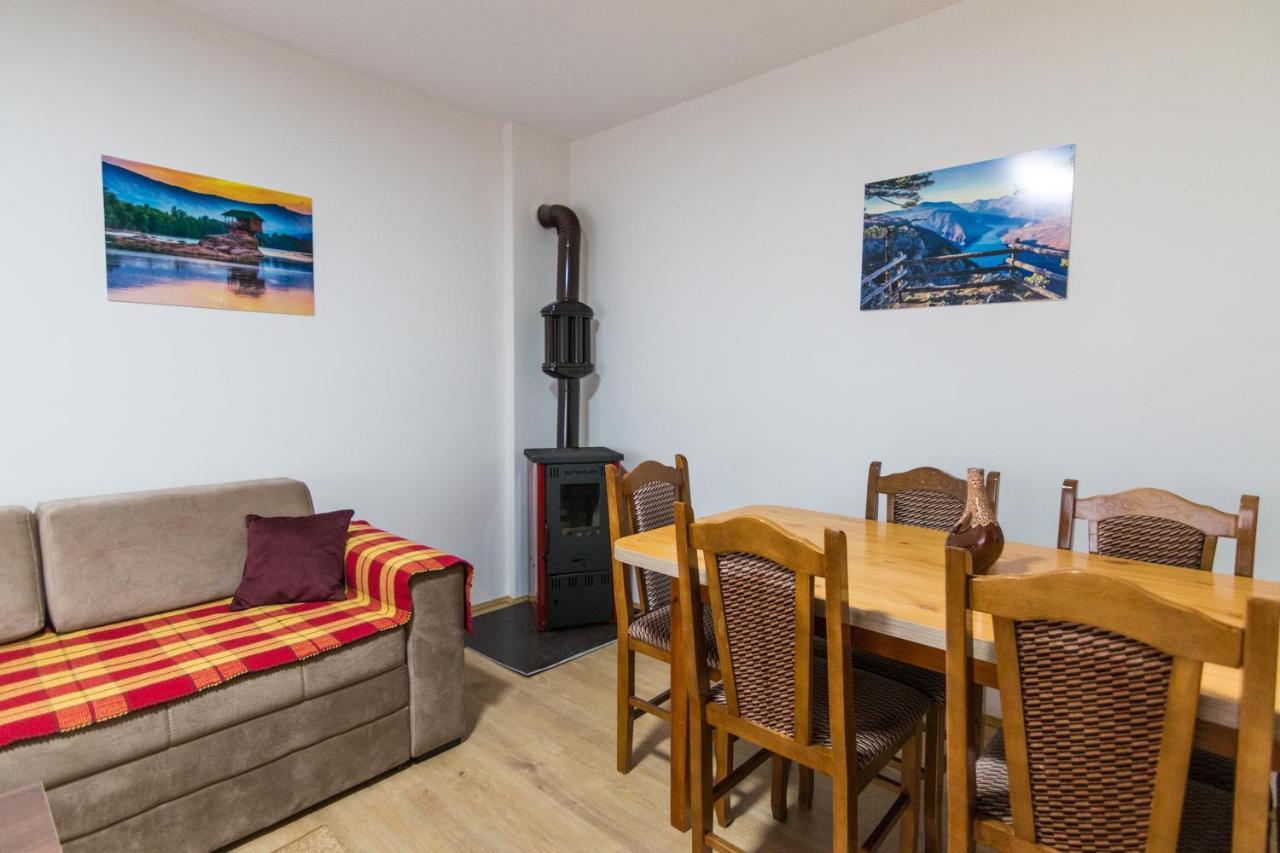 Apartman Olga ペルチャツ エクステリア 写真