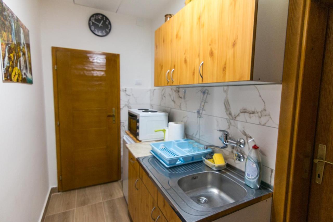 Apartman Olga ペルチャツ エクステリア 写真